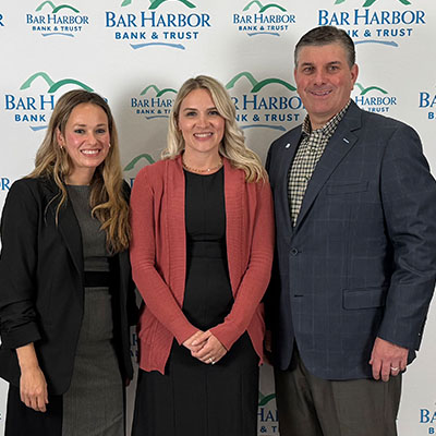 Jessica Hooper receives the 2025 Emerging Leader Award