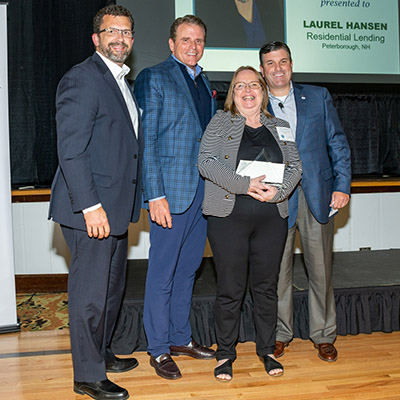 Laurel Hansen receives the 2022 Emerging Leader Award.