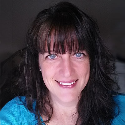 Betsy Hanscom