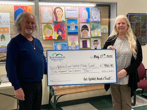 BHBT presents a donation to White River Valley Middle School