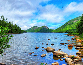 A picture of a lake in Acadia National Park
